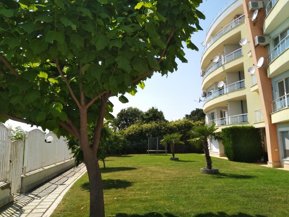 Alex Beach Apartment Sveti Vlas Exterior foto